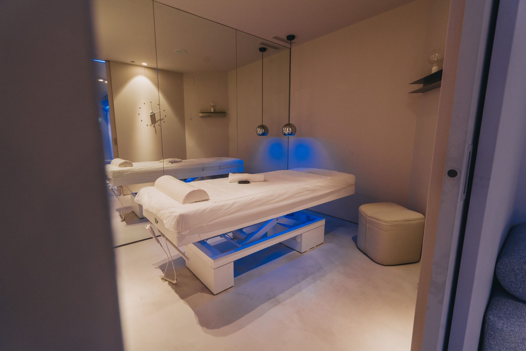 Sala de masaje Respark de REVO Studios